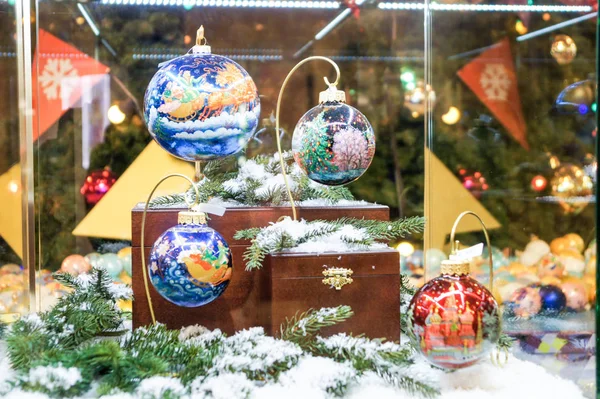 De samenstelling van de kerstballen. — Stockfoto