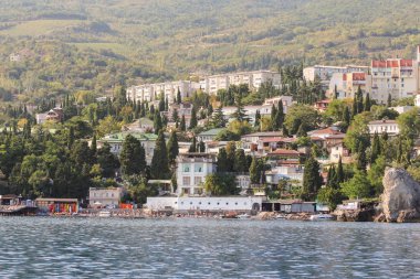 Sahilde şehir plajları.