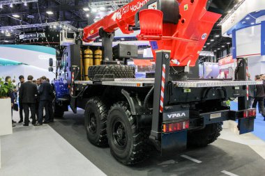 Engebeli arazi hava platformu.