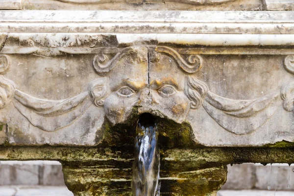 Garraffello çeşme Vucciria Mahallesi Palermo