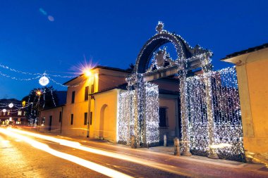 eski demir Noel zamanda Follonica içinde karmaşık 1840s kapısı