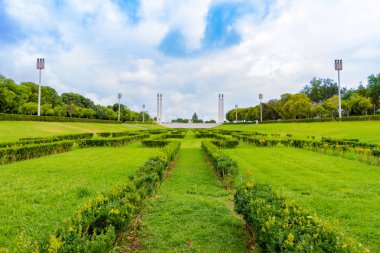 Edward VII Park Lizbon şehir merkezinde bir kamu parkı olduğunu