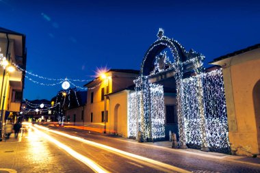 eski demir Noel zamanda Follonica içinde karmaşık 1840s kapısı