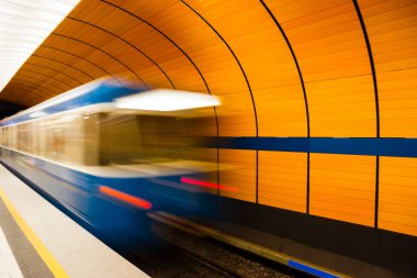 Marienplatz metro istasyonu Münih, Almanya
