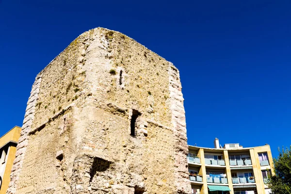 Vieille Tour Trinitaire Par Une Journée Ensoleillée Marseille France — Photo