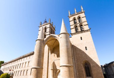Montpellier katedral bir Roma Katolik Kilisesi Montpellier şehir bulunan Fransa olduğunu.