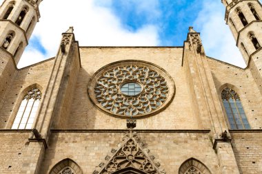 Santa Maria del Mar (1383) Barcelona, İspanya Ribera bölgesinde bir heybetli kilisesidir