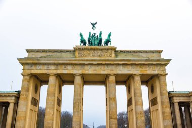 18. yüzyılda neoklasik anıt, Berlin, Almanya Brandenburg Kapısı olduğunu