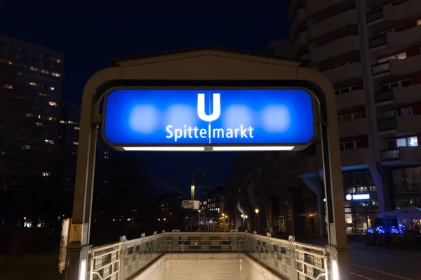 Tunnelbanestationen Spittelmarkt i Berlin, Tyskland — Stockfoto