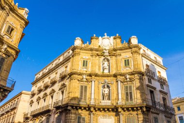 Quattro aski Meydanı Palermo, İtalya