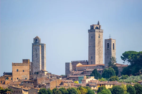 San Gimignano is a small medieval town near Siena, Tuscany, Ital — Stock Photo, Image