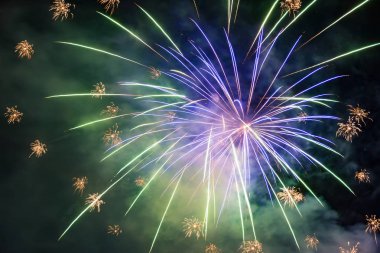 Follonica, Toskana, Bu Güzel Ağustos ortası tatil havai fişek