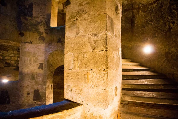 The St. Patrick's Well (16th century) in Orvieto, Umbria, centra — Stock Image The St. Patrick's Well (16th century) in Orvieto, Umbria, centra Royalty Free Stock Images