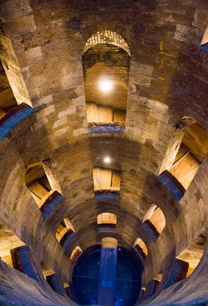 The St. Patrick's Well (16th century) in Orvieto, Umbria, centra — Stock Image The St. Patrick's Well (16th century) in Orvieto, Umbria, centra Stock Image