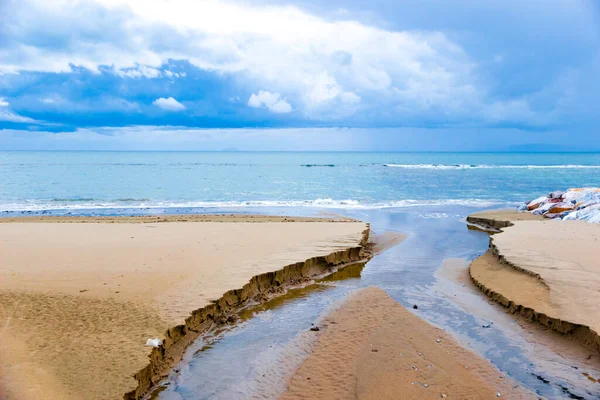 Water Sand Shoreline Follonica Italy Winter Cloudy Day — Stock Photo, Image