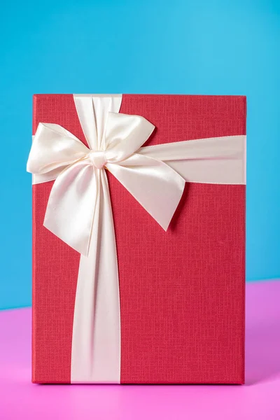 Red Giftbox White Striped Bow Christmas Birthday Party — Stock Photo, Image