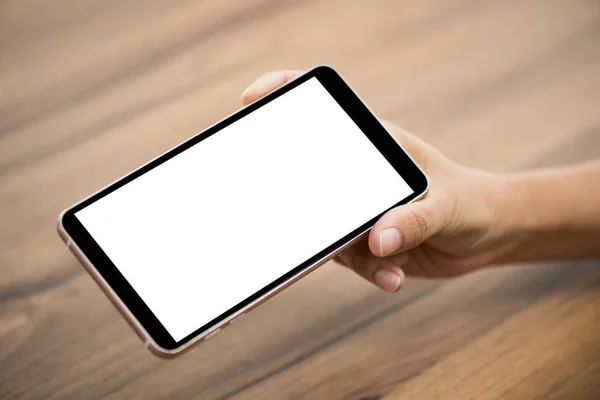 Frauenhand mit Smartphone, leerer weißer Bildschirm — Stockfoto