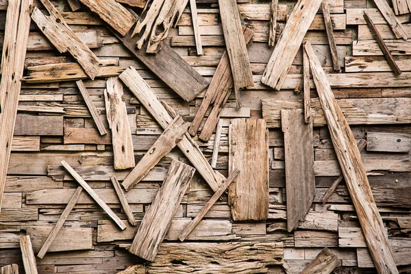 Abstract wood scraps decoration on wall — Stock Photo, Image