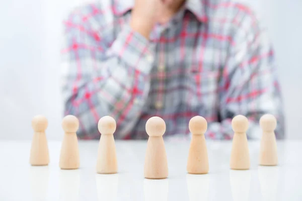 File Persone Cubo Legno Sfondo Lavoratore Uomo Promuovere Leadership Concetto — Foto Stock