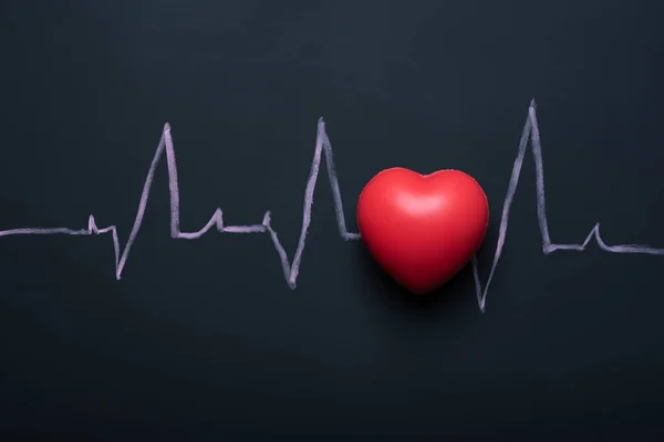 Red Chalk Heart Rate Signal Chalkboard — Stock Photo, Image