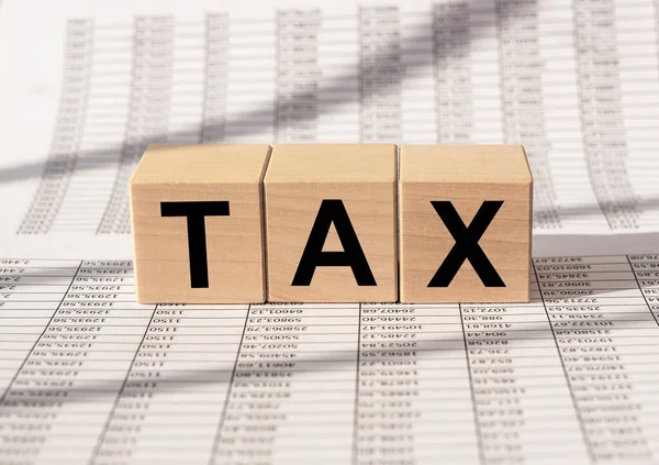 Tax Słowo Sześciany Dokumentach Finansowych Koncepcja Acounting Biznesu — Zdjęcie stockowe