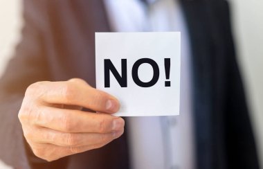 Mesaj yok. Olumsuz cevap kavramı. Risk yok, şiddet yok, ayrımcılık yok..