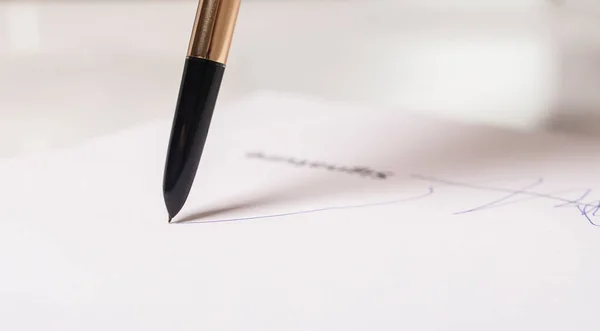 Closeup Pen Signing Contract Signature Close Banner — Stock Photo, Image