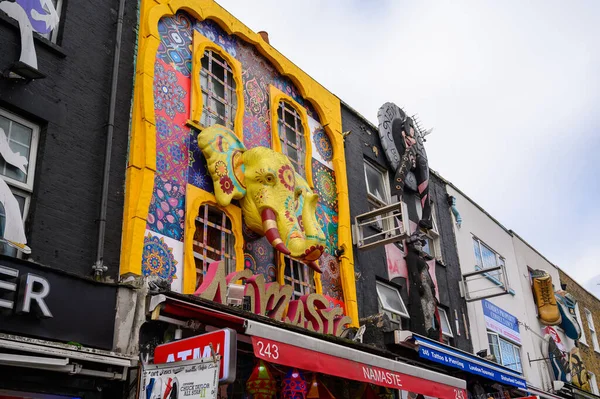 London September 2019 Nahaufnahme Farbenfroher Einzigartig Dekorierter Ladenfronten Der Camden — Stockfoto