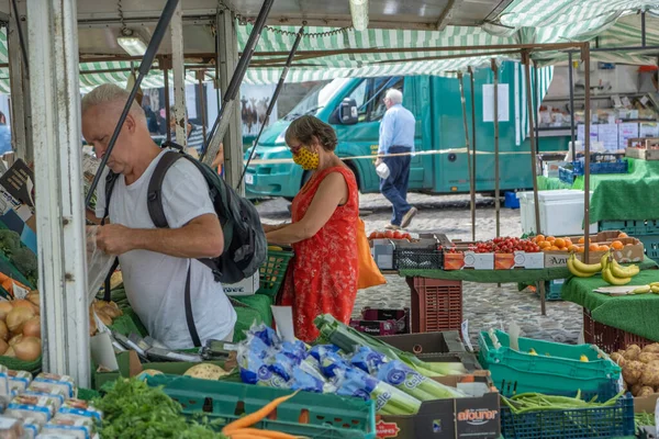 Richmond Severní Yorkshire Velká Británie Srpna 2020 Žena Obličejovou Maskou — Stock fotografie