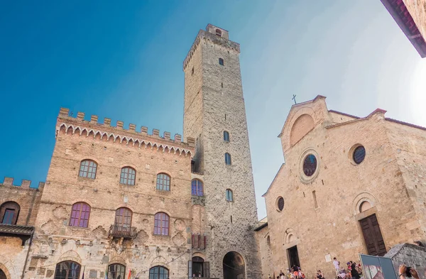 Toren Kerk San Gimignano Rechtenvrije Stockafbeeldingen