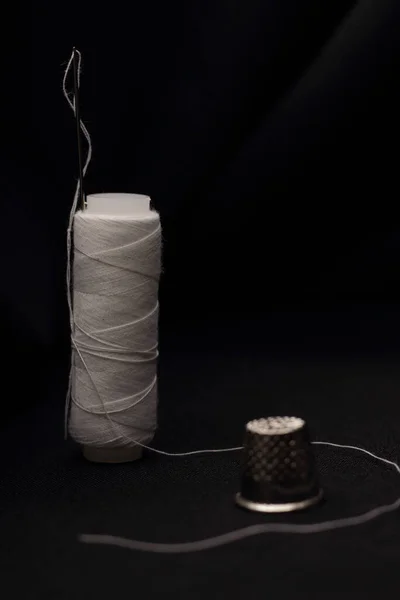 Thimble Close White Threads Black Background Needle Craft — Stok Foto