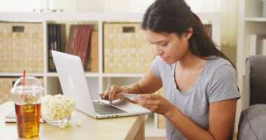 Kadın online satın alma