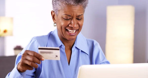 Happy Mature African Woman Buying Things Online — Stock Photo, Image