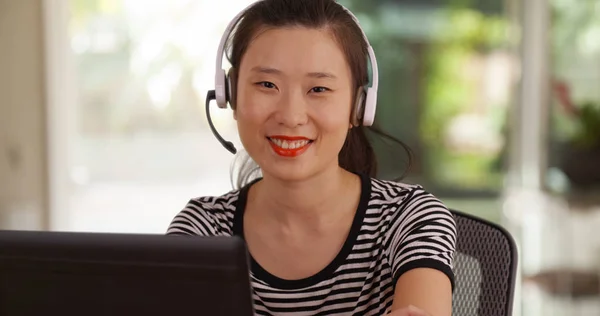 Technical Support Agent Headset Smiling Camera Working Call Center — Stock Photo, Image