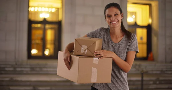 Beautiful Young Woman Building Steps Night Carrying Shipping Boxes — Stock Photo, Image