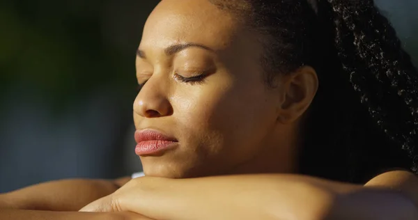 Black Woman Crying Outdoors — Stock Photo, Image