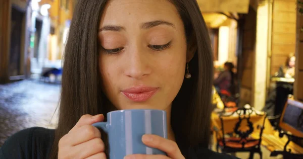 Close Cute Joyful Latina Woman Drinking Coffee Outdoor Cafe Smiling — Stock Photo, Image