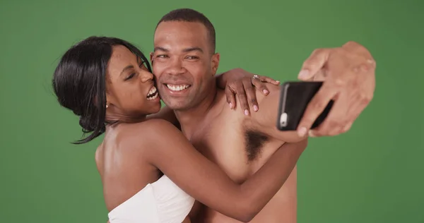 Loving Couple Bathing Suits Taking Selfies Green Screen — Stock Photo, Image