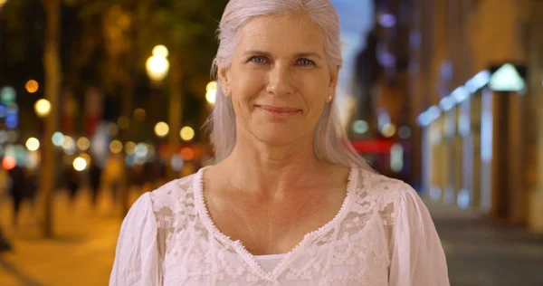 Casual Portrait Lovely Senior Woman Laughing Champs Elysees Avenue — Stock Photo, Image