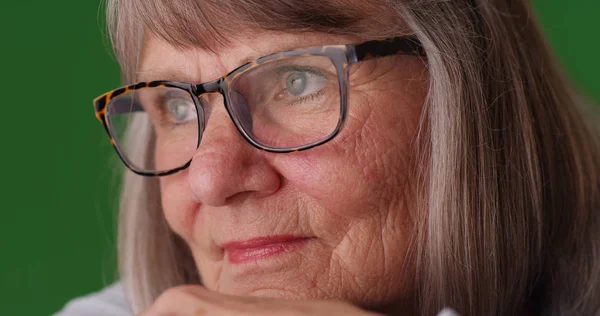 Close Shot Pensive White Elderly Lady Thinking Herself Green Screen — Stock Photo, Image