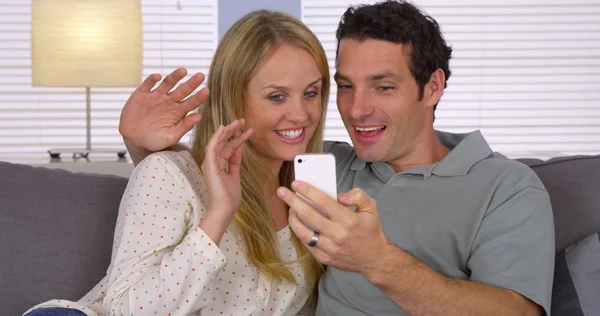 Couple Using Smartphone Webcam Family — Stock Photo, Image