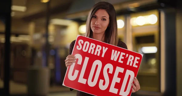Female Small Business Owner Standing Closed Sign Store Night — Stock Photo, Image