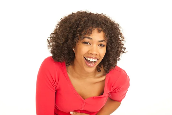 Feliz Jovem Afro Americano Mulher Rindo Isolado Fundo Branco — Fotografia de Stock