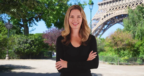 Casual Portrait Der Schönen Kaukasischen Frau Paris — Stockfoto