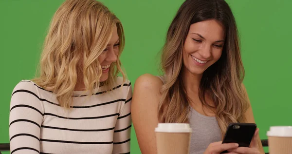 Couple Caucasian Girlfriends Using Smartphone Together Green Screen — Stock Photo, Image