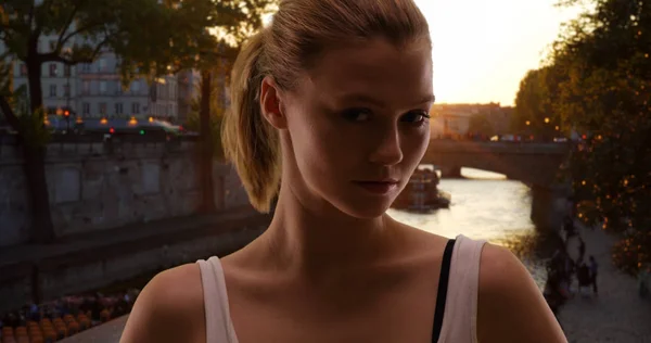 Sultry Blonde Female Paris Standing Front Sunset — Stock Photo, Image