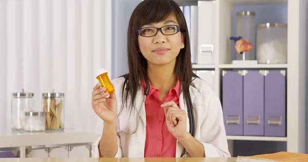 Asian Doctor Explaining Prescription — Stock Photo, Image