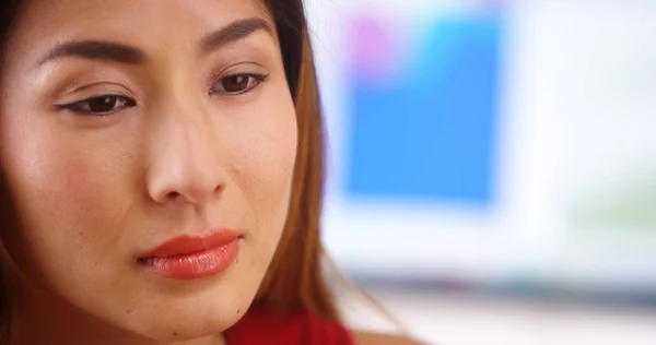 Stressed Japanese Businesswoman Office — Stock Photo, Image