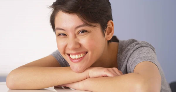 Happy Chinese Woman Looking Camera — Stock Photo, Image