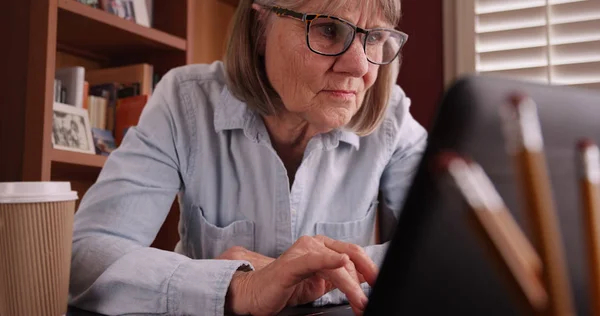 Close Senior Woman Typing Laptop Alone Personal Home Office — Stock Photo, Image